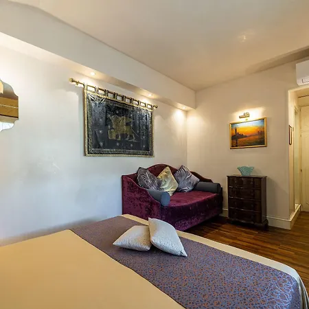 Palazzo Odoni 4* Venice
