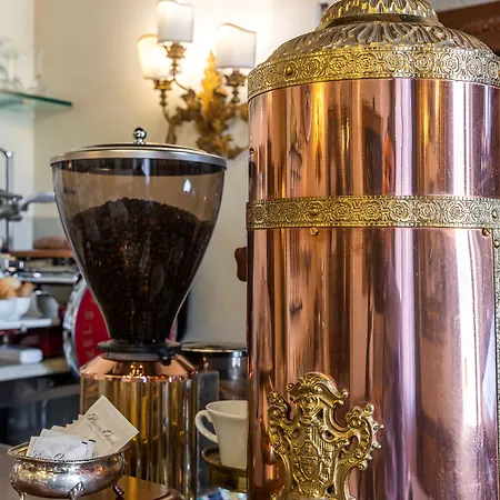 Palazzo Odoni Guest house 4*