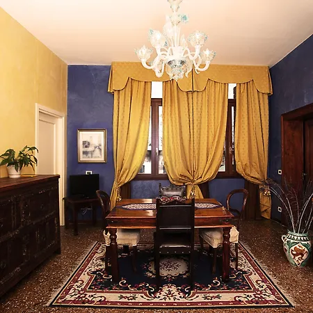Maison d'hôtes Palazzo Odoni 4*
