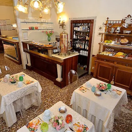 Palazzo Odoni Gæstehus 3*