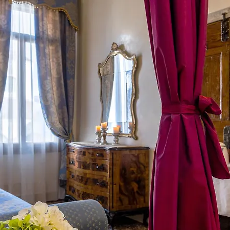 Palazzo Odoni Guest house
