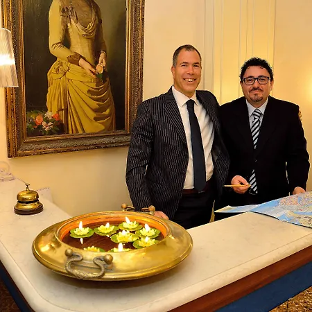 招待所 帕拉佐欧多尼酒店 4*