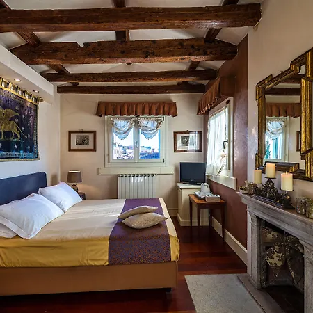 帕拉佐欧多尼酒店 招待所 威尼斯