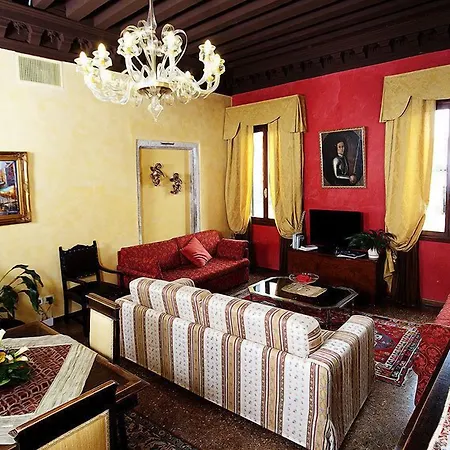 Penzion Palazzo Odoni 4*