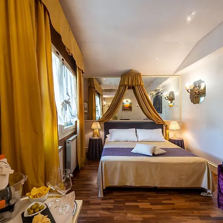 Πανσιόν Palazzo Odoni 4*